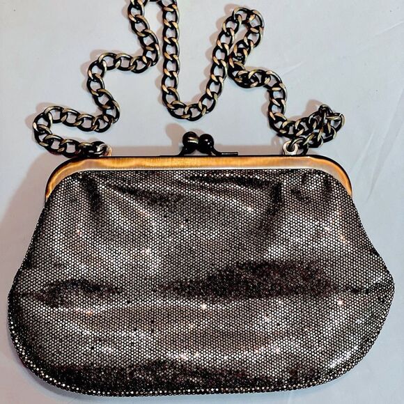 Express Gold and Brass clamshell clutch, brass chain lined in champagne satin - Picture 1 of 12